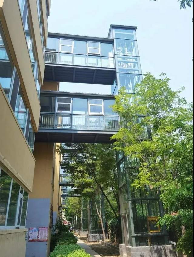 载货电梯 载货电梯